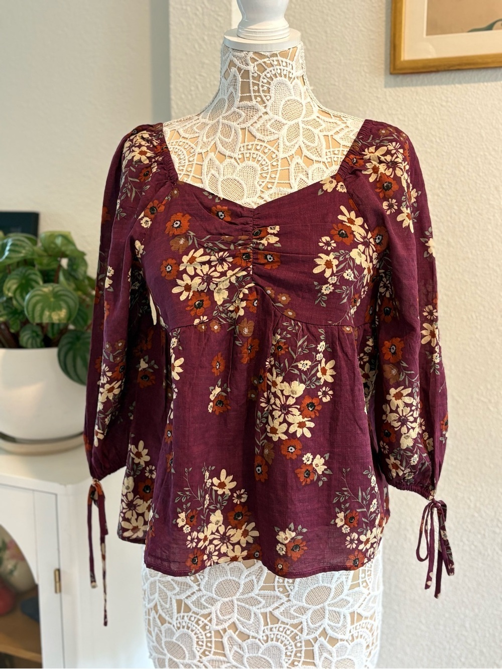 NWT Hayden Boho Maroon Purple Floral Peasant Top size S